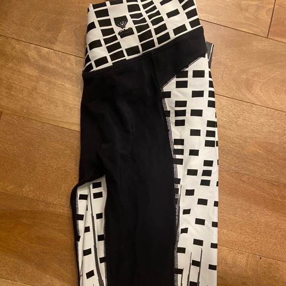 CLS Sportswear Matrix Preto Motion Leggings - Picture 6 of 6